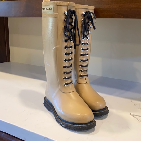 Ilse Jacobsen Shoes - Ilse Jacobsen-Hornbaek boots beige color